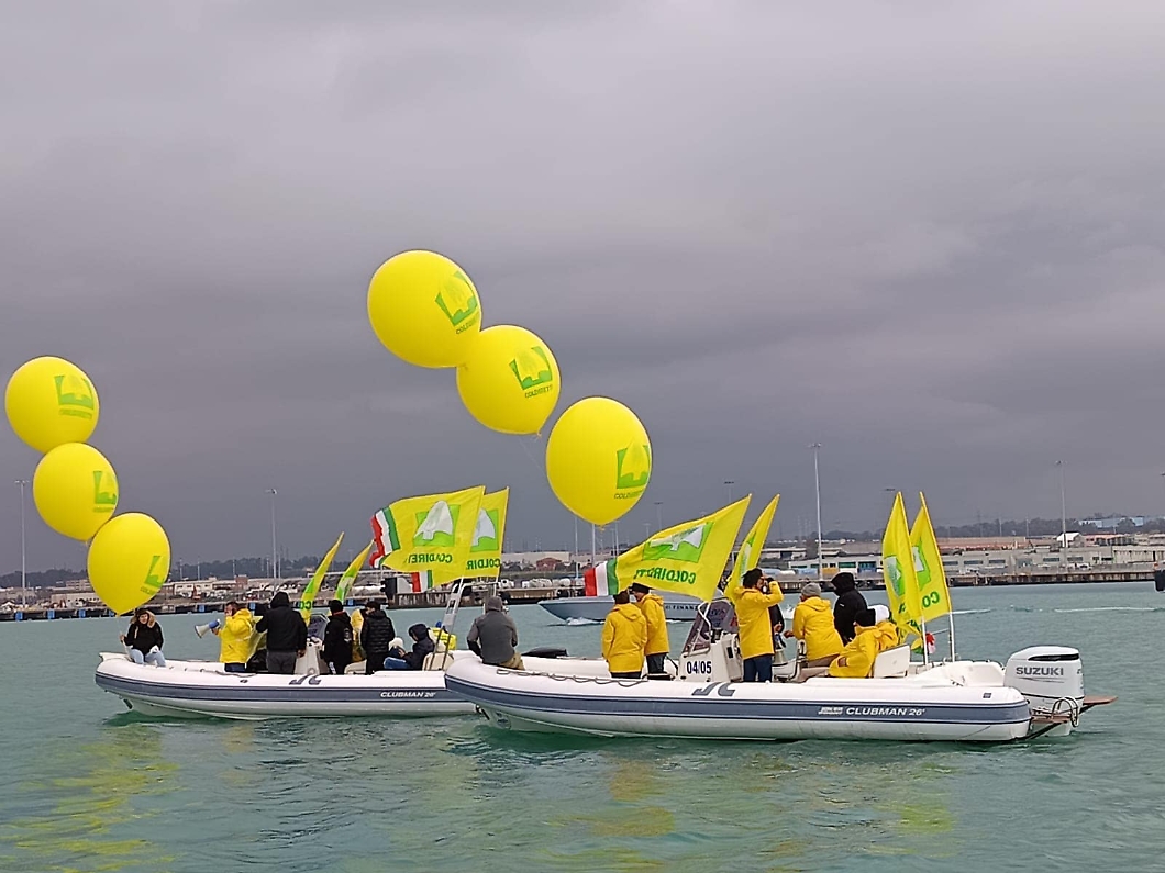 grosseto blitz degli agricoltori maremmani al porto di civitavecchia